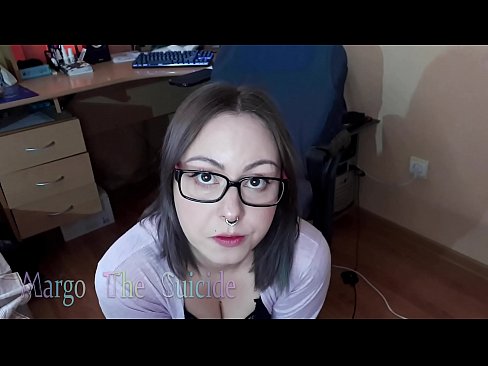 ❤️ Rapariga Sexy com Dildo de Óculos Chupa Profundamente na Câmara ❤️❌ Porno russo em pt.hentaisea-com.ru