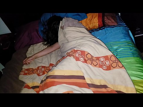 ❤️ Stepson berating a sua jovem madrasta enquanto ela dorme. ❤️❌ Porno russo em pt.hentaisea-com.ru